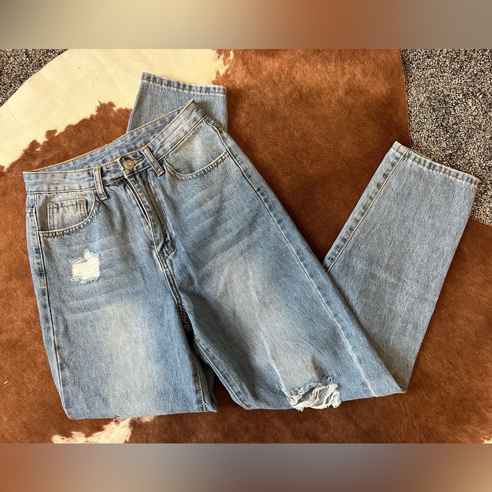 SHEIN light wash jeans